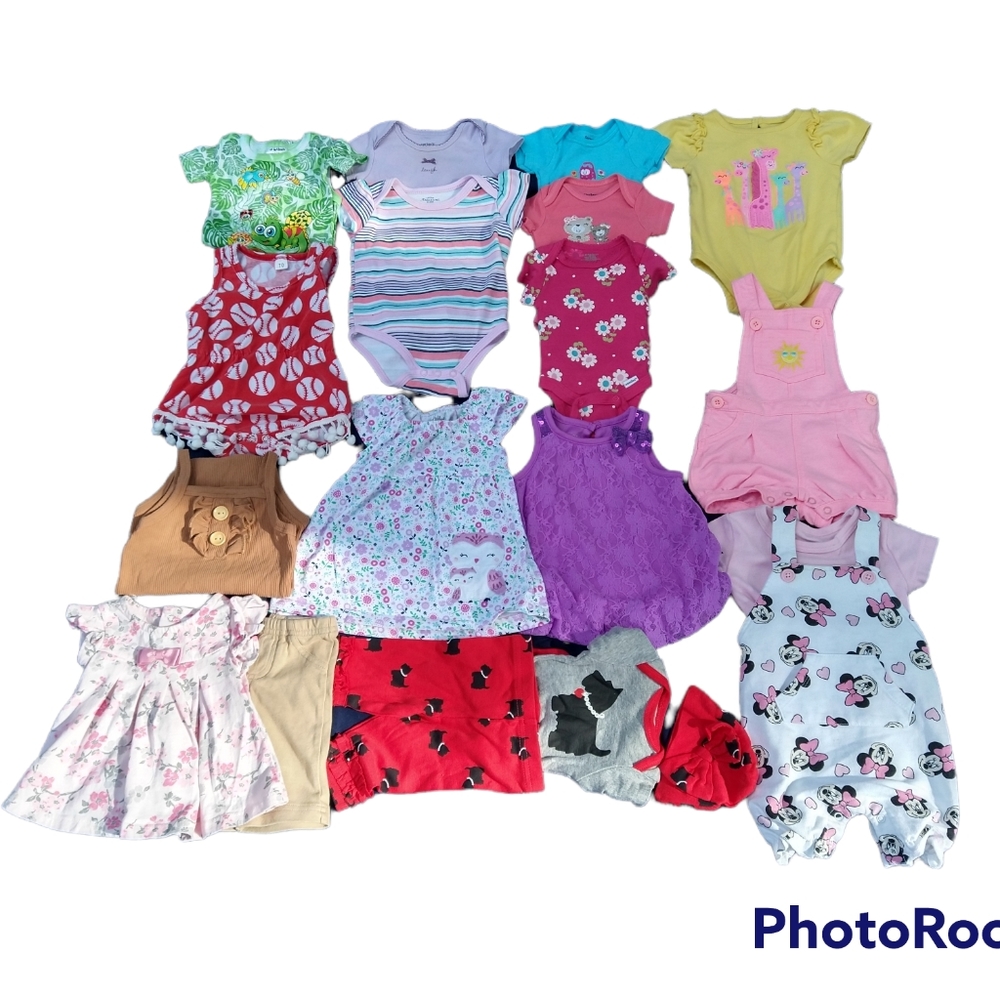 Girl's 18 piece Newborn & 0-3 Month lot